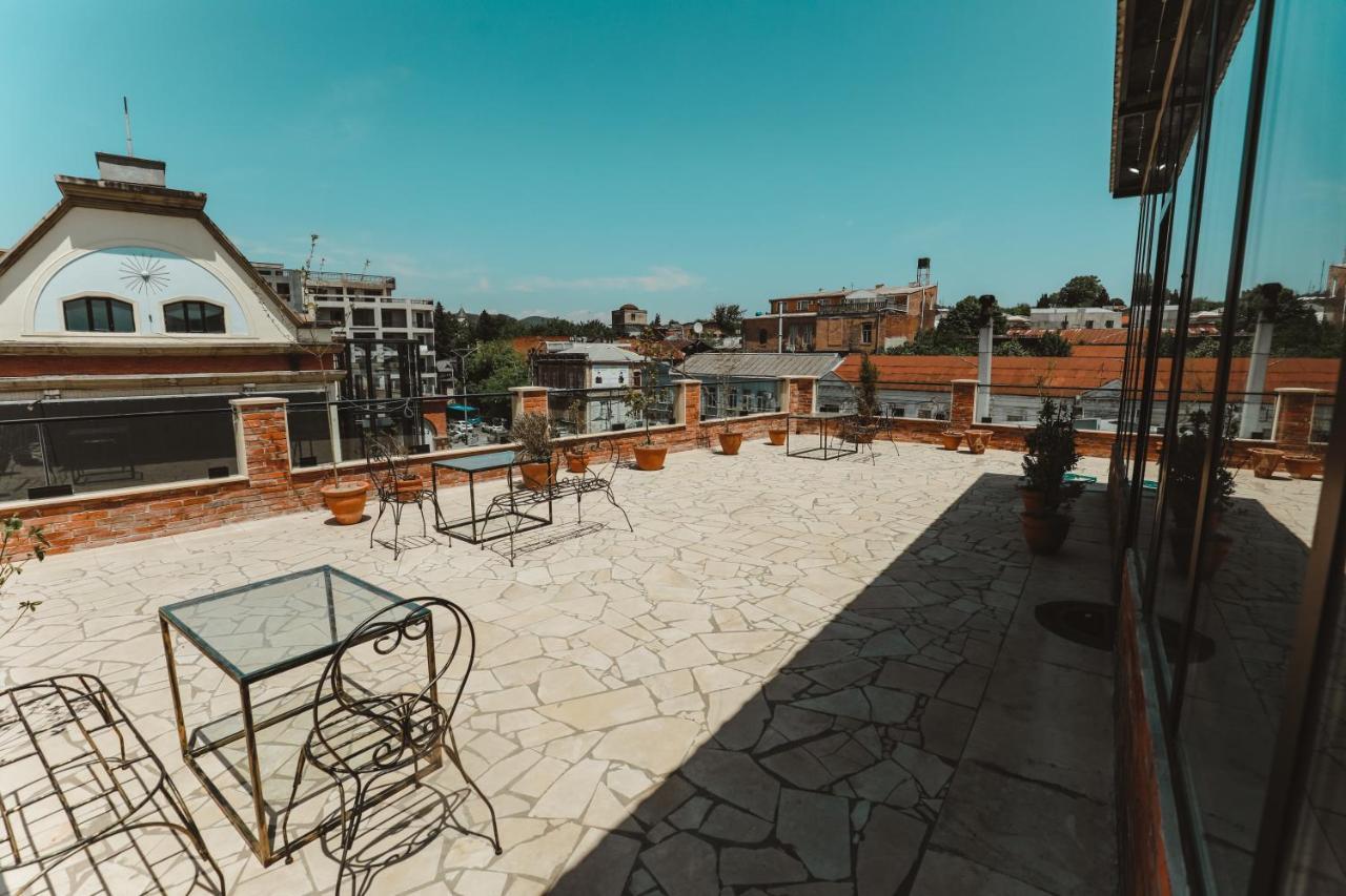 Hotel Verdzi Koetaisi Buitenkant foto